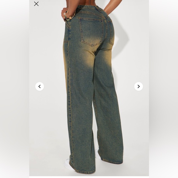 Fashion Nova Women’s Tan and Blue Living For It Tinted Straight Leg Jeans - Picture 2 of 7